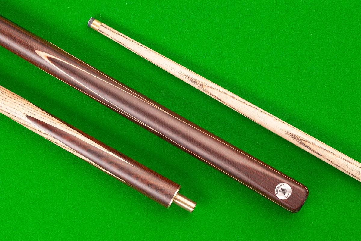 Britannia Hawk Championship Cue